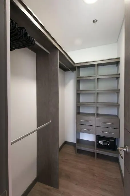 Gorgeous 2 Bedroom Apartment In El Poblado Medellín