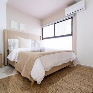 Apartamento Cozy Located In Manila With Jacuzzi And Ac, Medellín